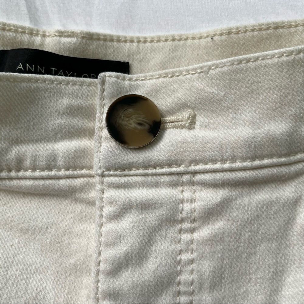 Ann Taylor The Trouser Wide Leg Jeans Women’s Size 16 Ivory High Waist - Picture 3 of 6